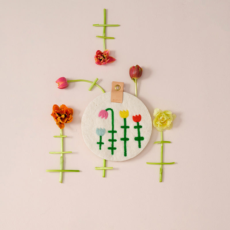 Bordskåner, blomster