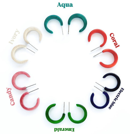 Mini Half Moon Øredobber i taguanøtt, Aqua