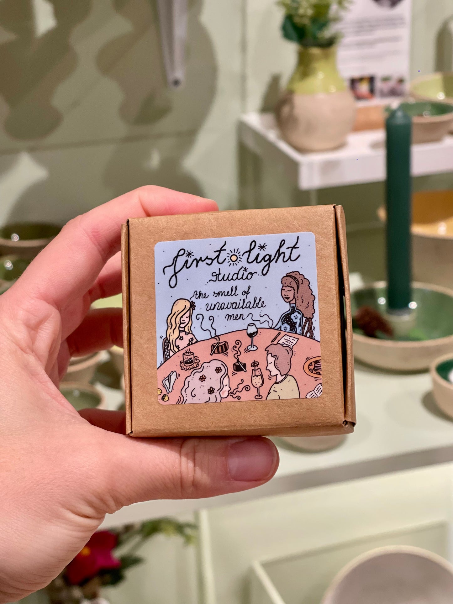 "The smell of unavailable men" håndlagde duftlys