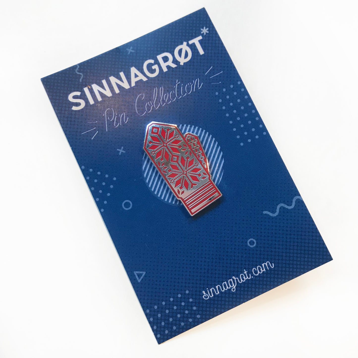 Pin, rød selbuvott