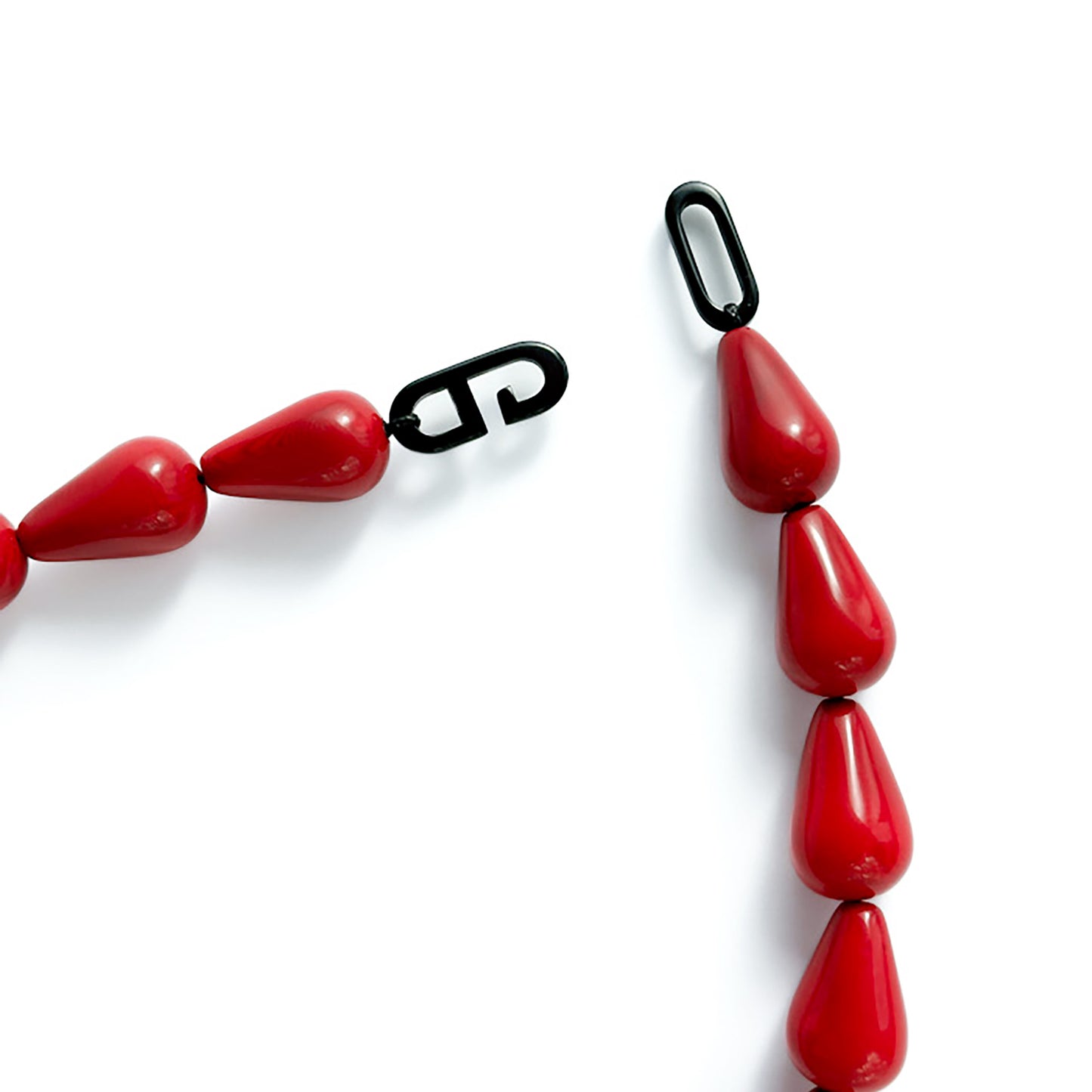 Halssmykke i taguanøtt, rød - Dione