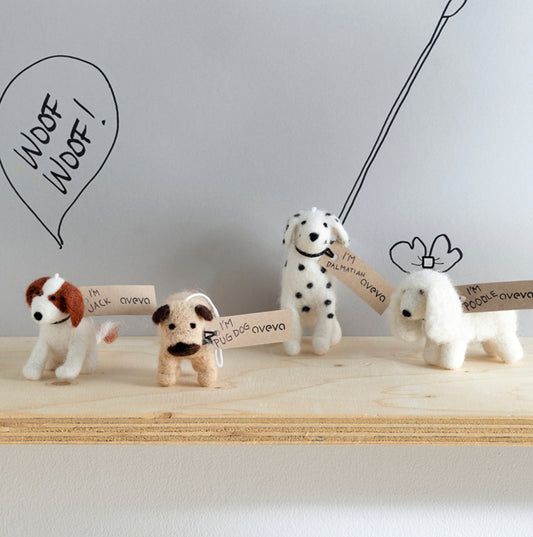 Figur med oppheng, Mops