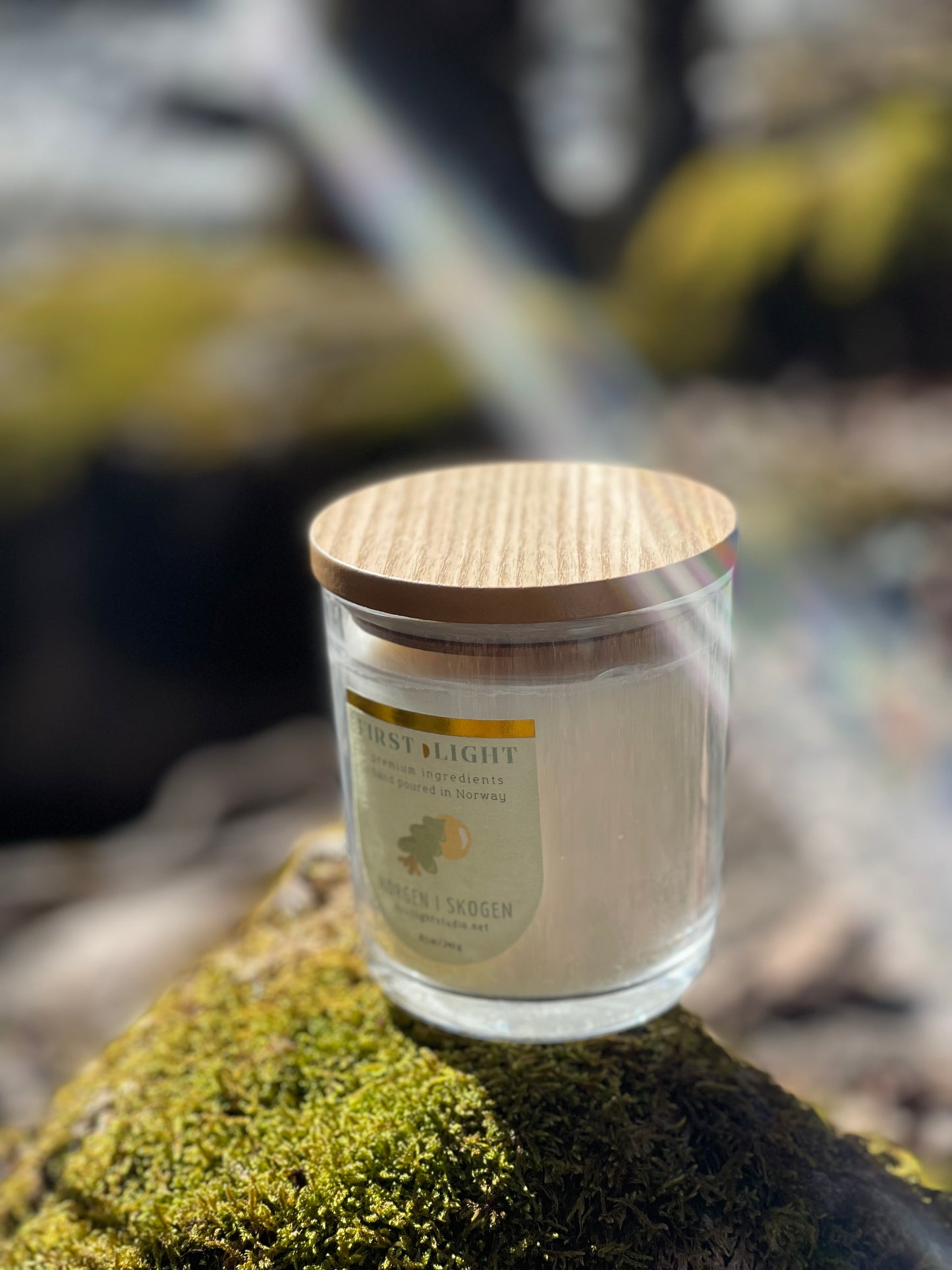 MORGEN I SKOGEN håndlagde duftlys (insect repellent)